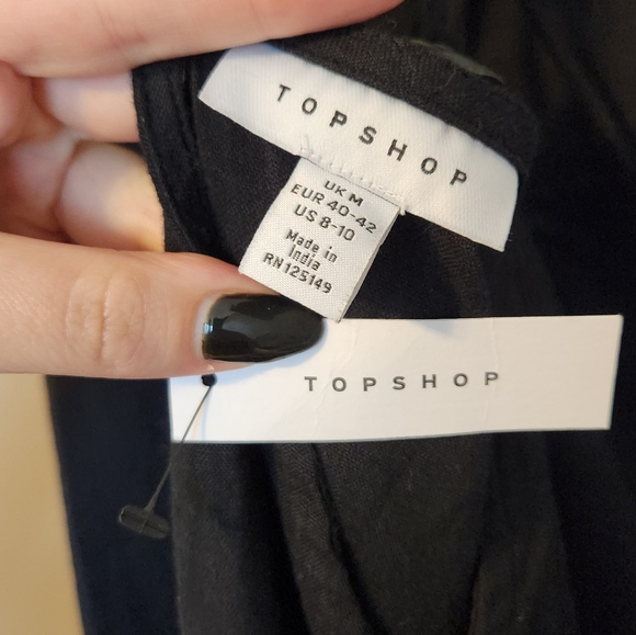 NWT Topshop Black Strappy Back Linen Romper - Picture 7 of 8